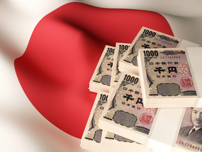 Dollar rises, yen falls after Bank of Japan rules out another rate hike