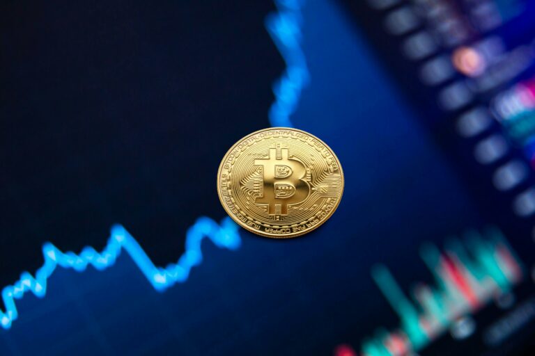 Bitcoin Reaches Low of $88,000 as Investors Shun Risk